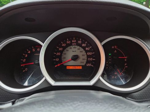 Used 2005 Toyota Tacoma PreRunner RWD image 41