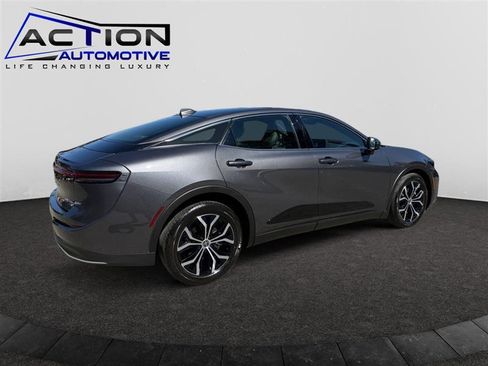 Used 2024 Toyota Crown AWD/4WD image 8