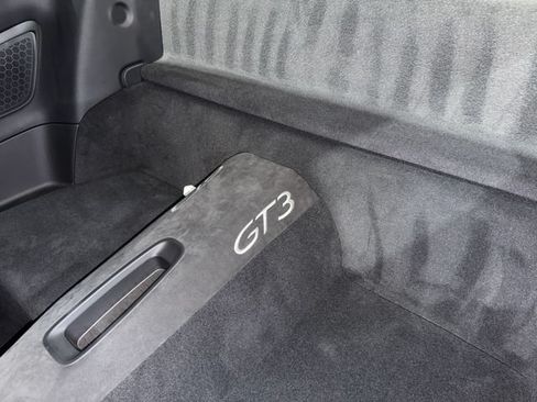 Used 2015 Porsche 911 GT3 RWD image 12