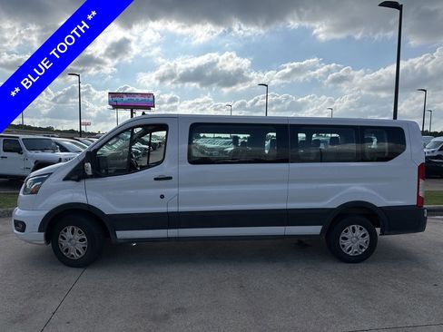 Used 2023 Ford Transit 350 XLT image 3
