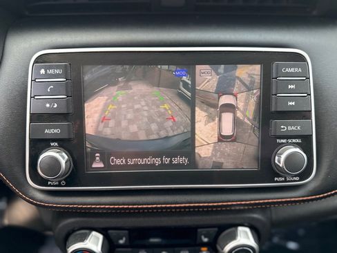 Used 2020 Nissan Kicks SR w/ SR Premium Package image 17