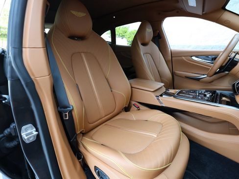Used 2025 Aston Martin DBX 707 AWD/4WD image 25