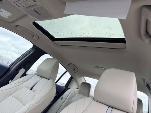 New 2026 Nissan Sentra SV FWD image 17