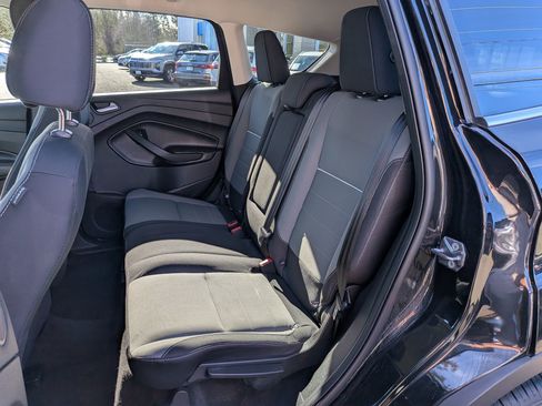 Used 2015 Ford Escape SE w/ Equipment Group 201A image 23