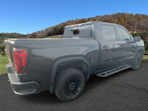 Certified 2022 GMC Sierra 1500 AT4X image 7