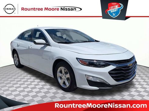 Used 2024 Chevrolet Malibu LT FWD image 1