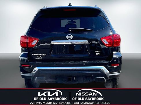 Used 2019 Nissan Pathfinder SV w/ SV Tech Package image 5