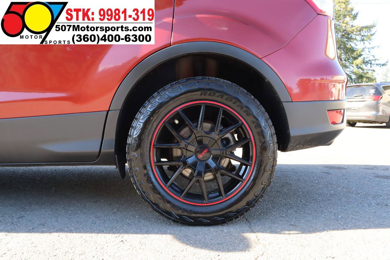 Used 2014 Ford Escape Titanium AWD/4WD image 30