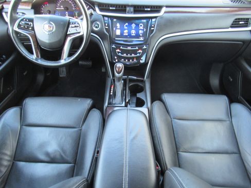 Used 2015 Cadillac XTS Luxury image 20