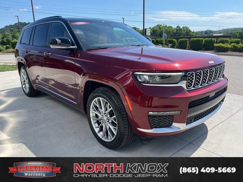 Used 2025 Jeep Grand Cherokee L Summit w/ Advanced Protech Group IV AWD/4WD image 33