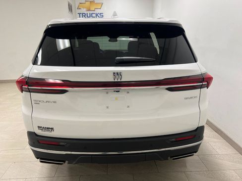 Used 2026 Buick Enclave Preferred AWD/4WD image 21