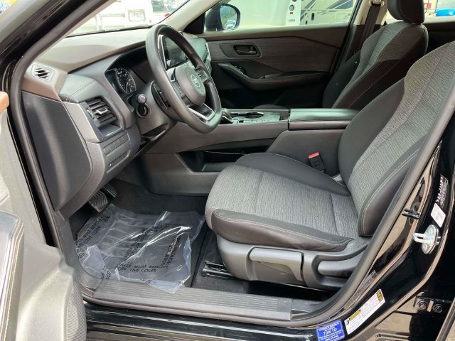 Used 2021 Nissan Rogue S FWD image 27