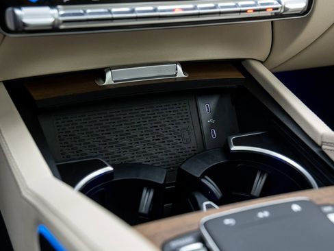 Certified 2026 Mercedes-Benz GLS 450 4MATIC image 31