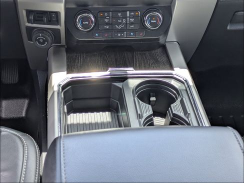 Used 2020 Ford F350 Lariat w/ Lariat Value Package AWD/4WD image 25