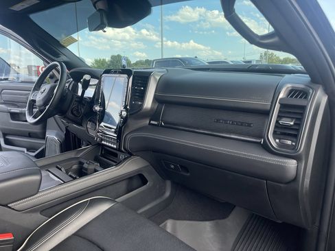 Used 2024 RAM 3500 Limited AWD/4WD image 30