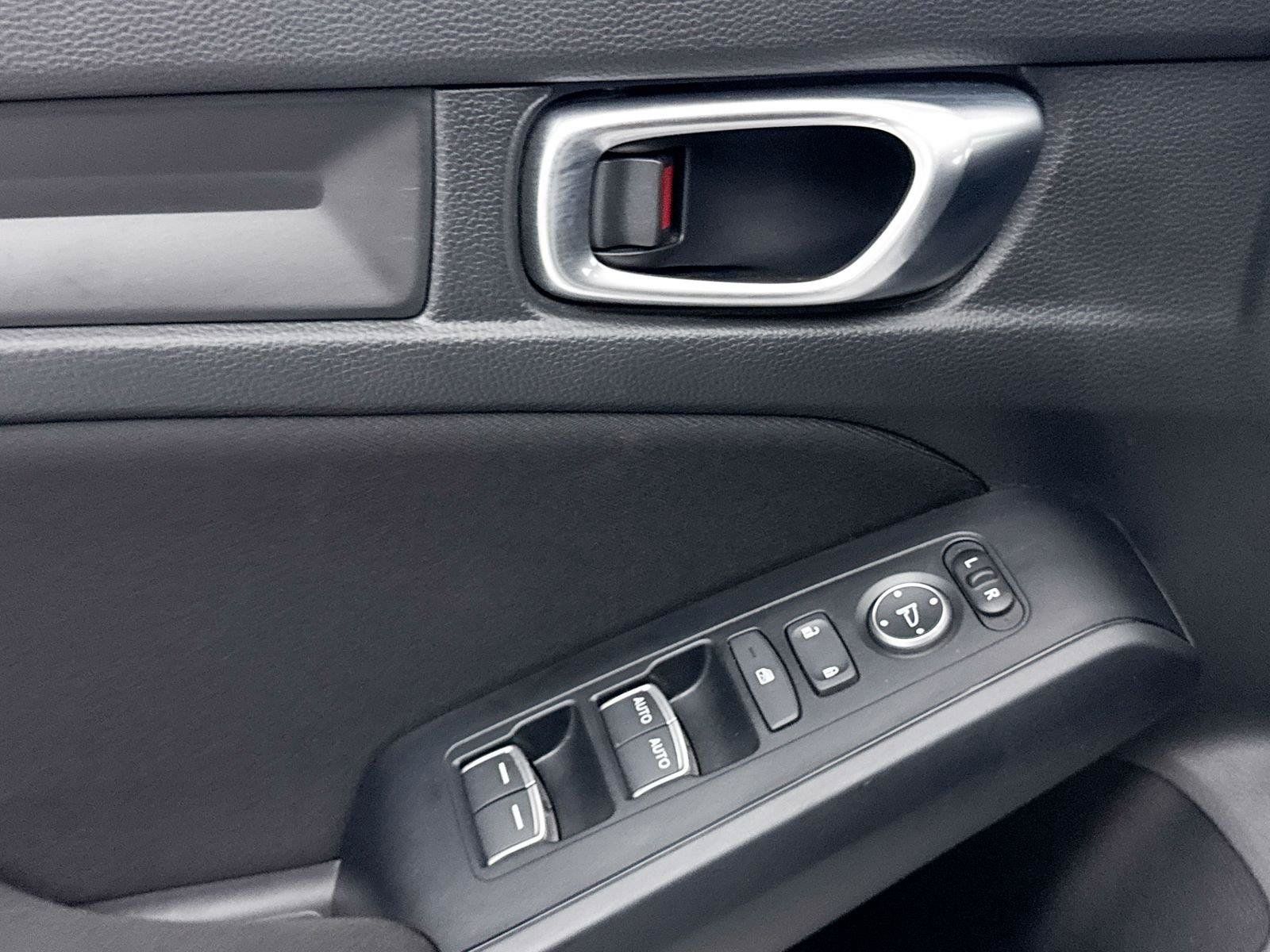 Used 2023 Honda Civic Sport image 23