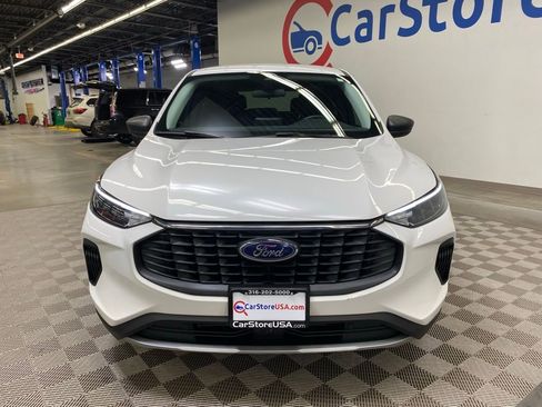 Used 2023 Ford Escape Active FWD image 4