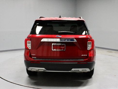 Certified 2023 Ford Explorer XLT w/ Equipment Group 202A AWD/4WD image 10