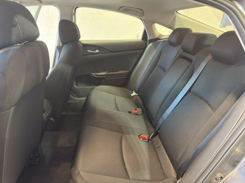Used 2018 Honda Civic EX image 29