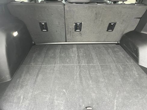 Used 2025 Chevrolet Equinox LT image 31