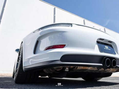 Used 2016 Porsche 911 R RWD image 37