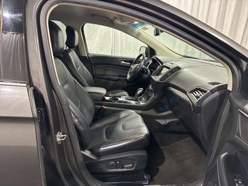 Used 2017 Ford Edge Titanium image 17
