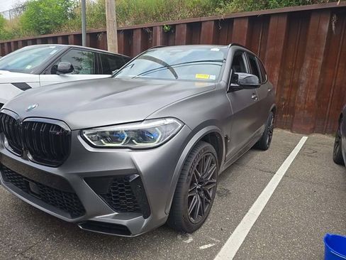 Used 2020 BMW X5 M Competition w/ Executive Package AWD/4WD image 3