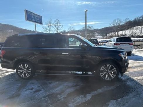 Used 2021 Ford Expedition Max Limited image 9