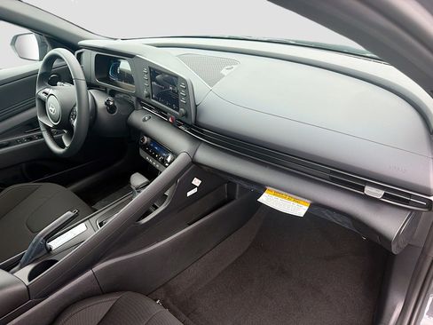 New 2026 Hyundai Elantra Sport w/ Cargo Package FWD image 21