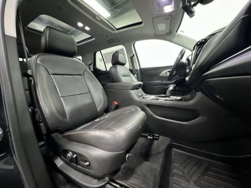 Certified 2021 Chevrolet Traverse RS image 29