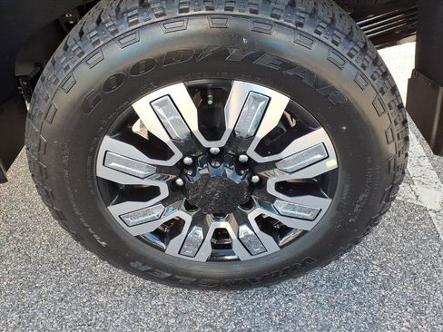 New 2026 GMC Sierra 2500 Denali w/ Denali Reserve Package image 22