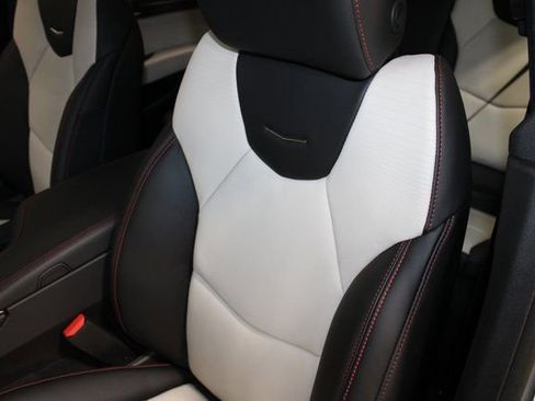 New 2026 Cadillac CT5 V image 6