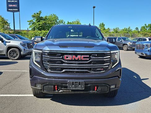 Used 2024 GMC Sierra 1500 AT4 w/ AT4 Premium Package AWD/4WD image 2