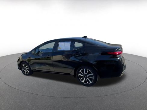 Used 2025 Nissan Versa SV image 10