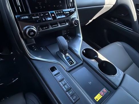 Used 2025 Lexus LX 700h Overtrail w/ Accessory Package (Z1) AWD/4WD image 31