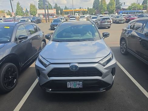 Used 2023 Toyota RAV4 XSE AWD/4WD image 7