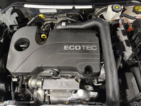 Used 2022 Chevrolet Equinox LT FWD image 30