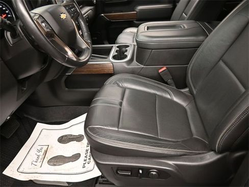 Used 2020 Chevrolet Silverado 1500 High Country w/ Technology Package image 15