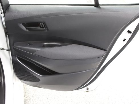 Used 2026 Toyota Corolla LE FWD image 30