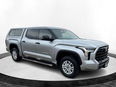 Used 2022 Toyota Tundra SR5 image 8