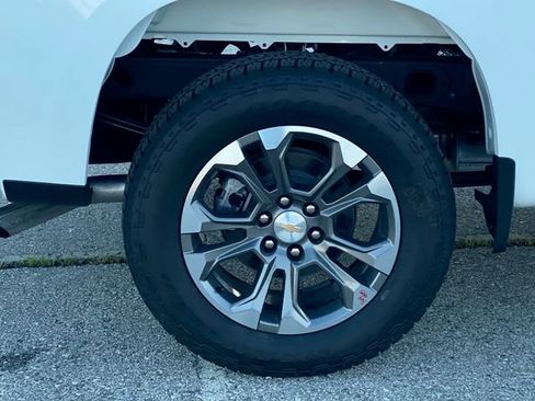 New 2026 Chevrolet Silverado 1500 LT image 37