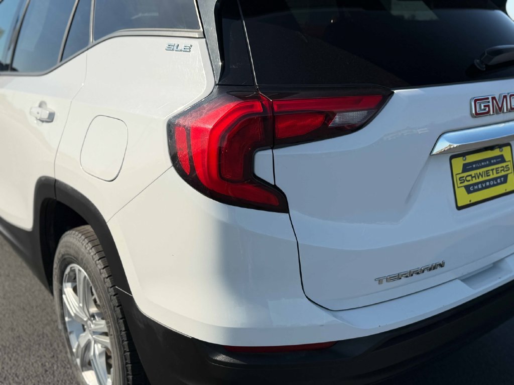 Used 2019 GMC Terrain SLE w/ Driver Convenience Package AWD/4WD image 10