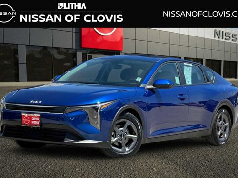 Used 2025 Kia K4 FWD image 1