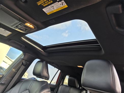 Used 2021 Toyota Highlander XSE image 24