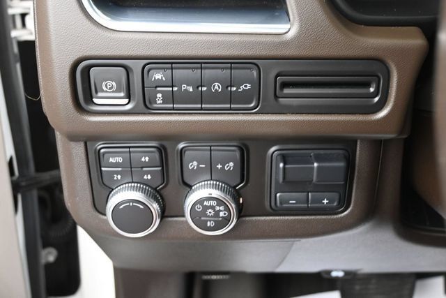 Used 2021 GMC Yukon SLT w/ SLT Luxury Plus Package AWD/4WD image 36