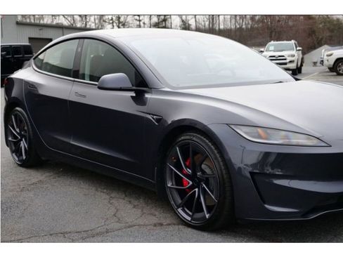 Used 2024 Tesla Model 3 Performance image 2