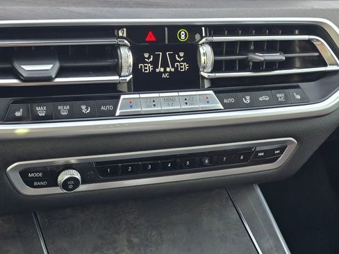 Used 2022 BMW X5 xDrive45e w/ M Sport Package image 37