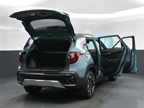 New 2026 Kia Seltos SX image 36