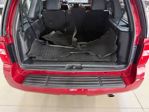 Used 2016 Ford Expedition Platinum AWD/4WD image 9