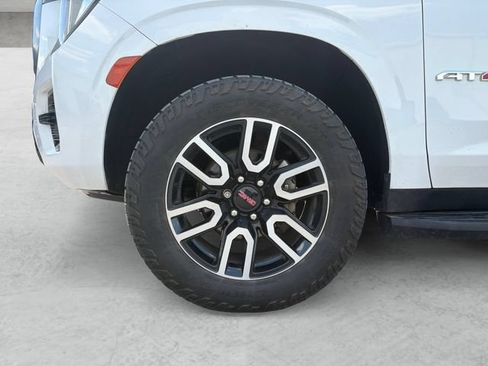 Used 2021 GMC Yukon XL AT4 w/ Rear Media and Nav Package AWD/4WD image 23